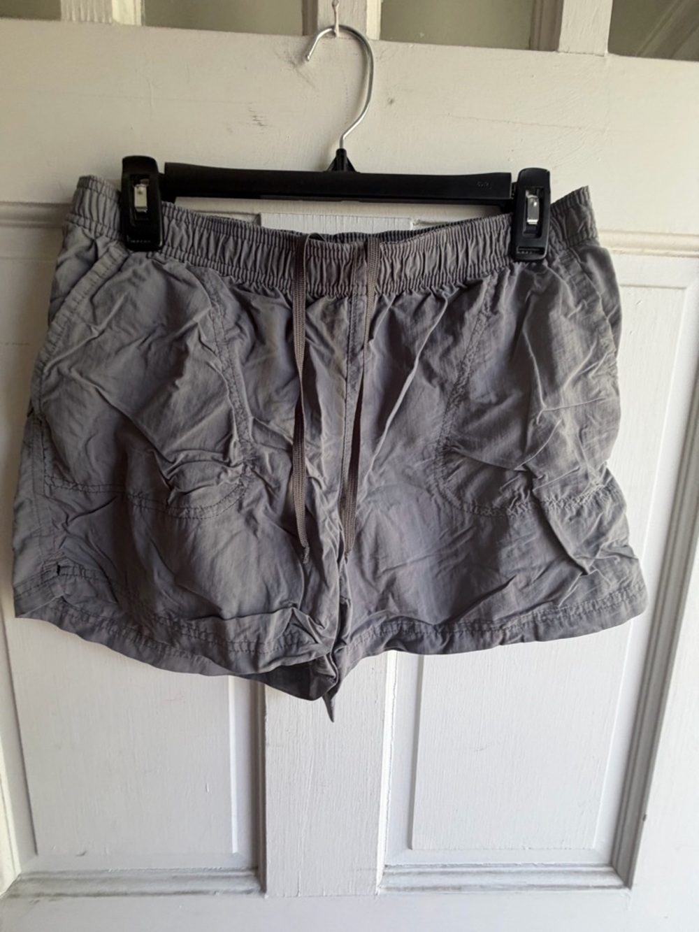 Women’s Columbia Gray Drawstring Cargo Shorts